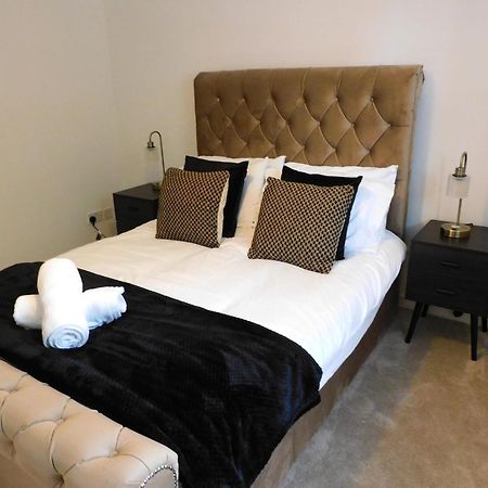 Fabulous 2 Bed Apt 10 Mins From City Centre グラスゴー エクステリア 写真